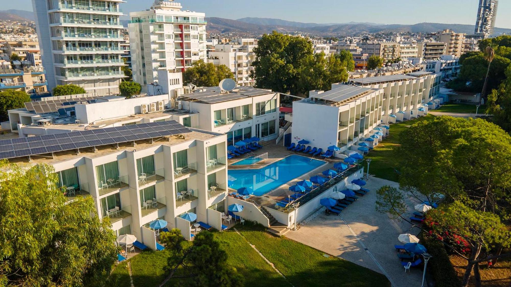 Park Beach Hotel Limassol Exterior foto