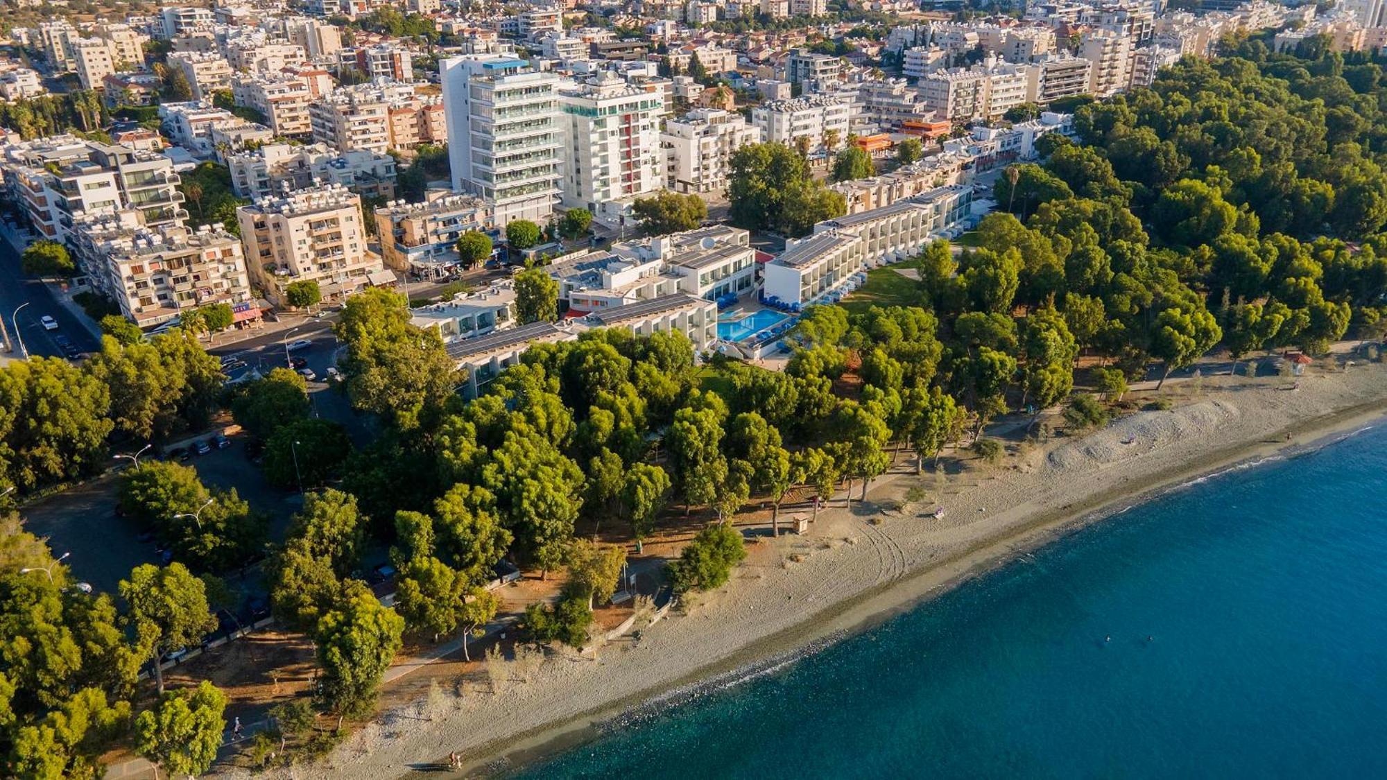 Park Beach Hotel Limassol Exterior foto